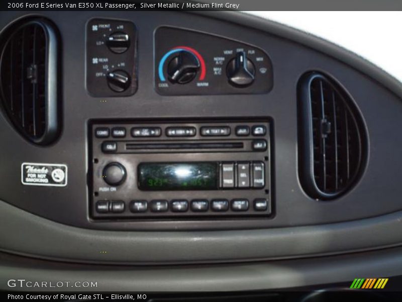 Silver Metallic / Medium Flint Grey 2006 Ford E Series Van E350 XL Passenger