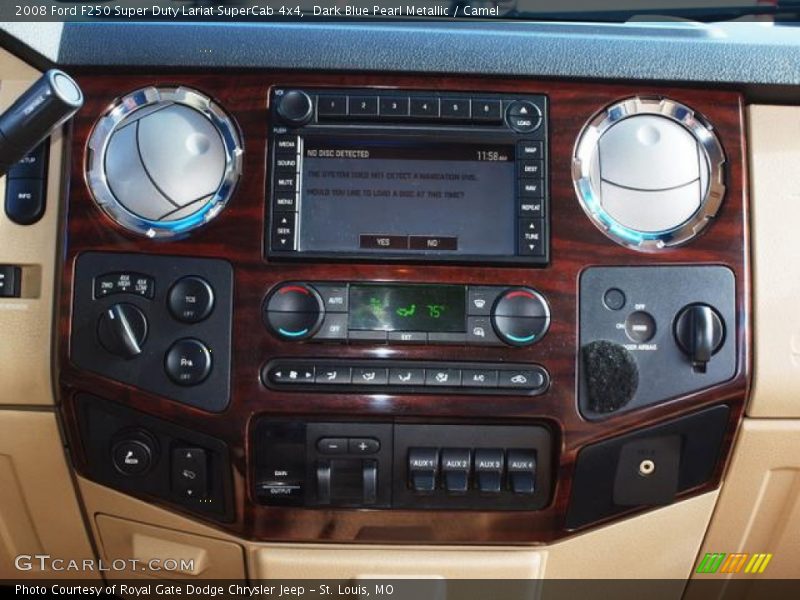 Controls of 2008 F250 Super Duty Lariat SuperCab 4x4