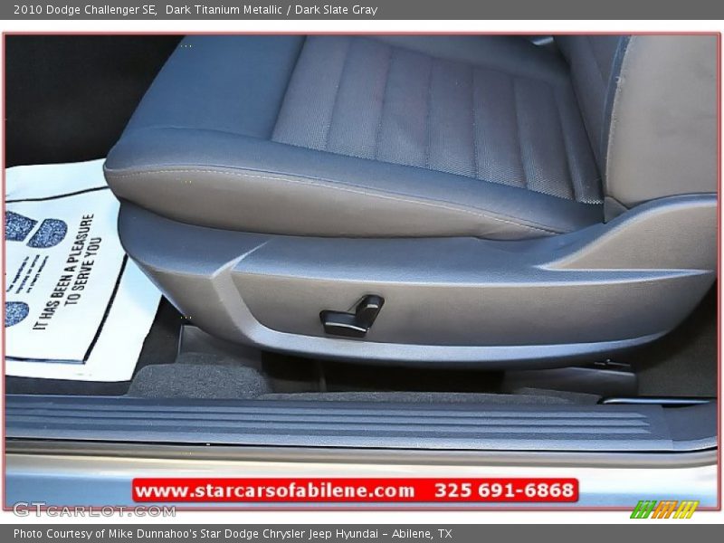 Dark Titanium Metallic / Dark Slate Gray 2010 Dodge Challenger SE