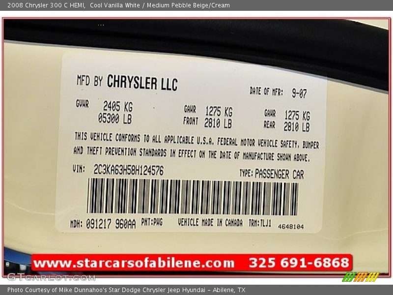 Cool Vanilla White / Medium Pebble Beige/Cream 2008 Chrysler 300 C HEMI
