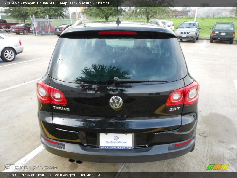 Deep Black Metallic / Charcoal 2009 Volkswagen Tiguan SEL