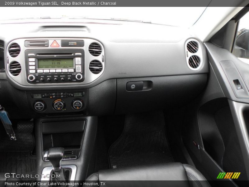 Deep Black Metallic / Charcoal 2009 Volkswagen Tiguan SEL