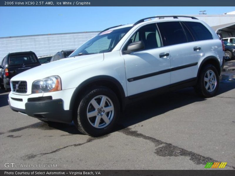 Ice White / Graphite 2006 Volvo XC90 2.5T AWD