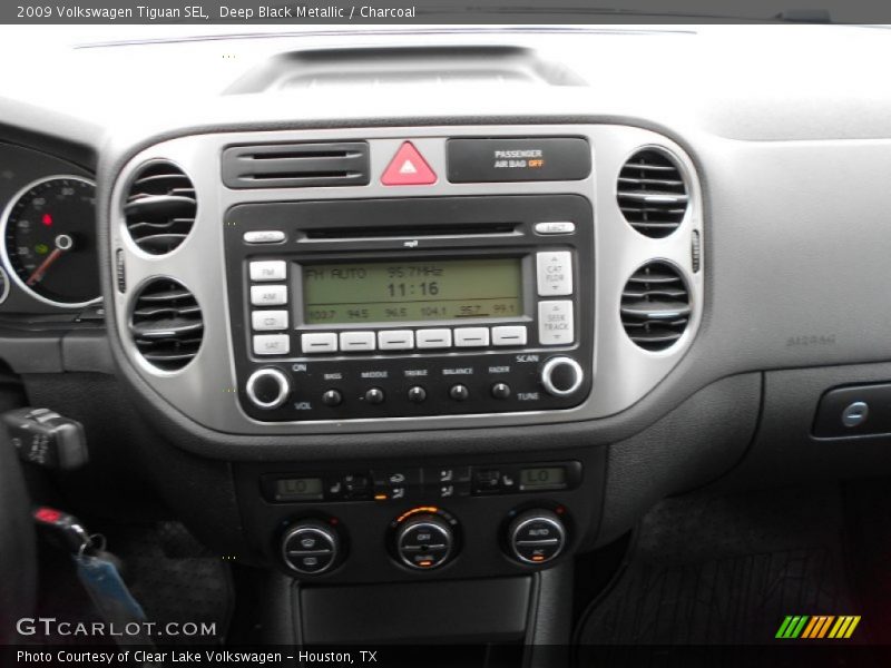 Deep Black Metallic / Charcoal 2009 Volkswagen Tiguan SEL