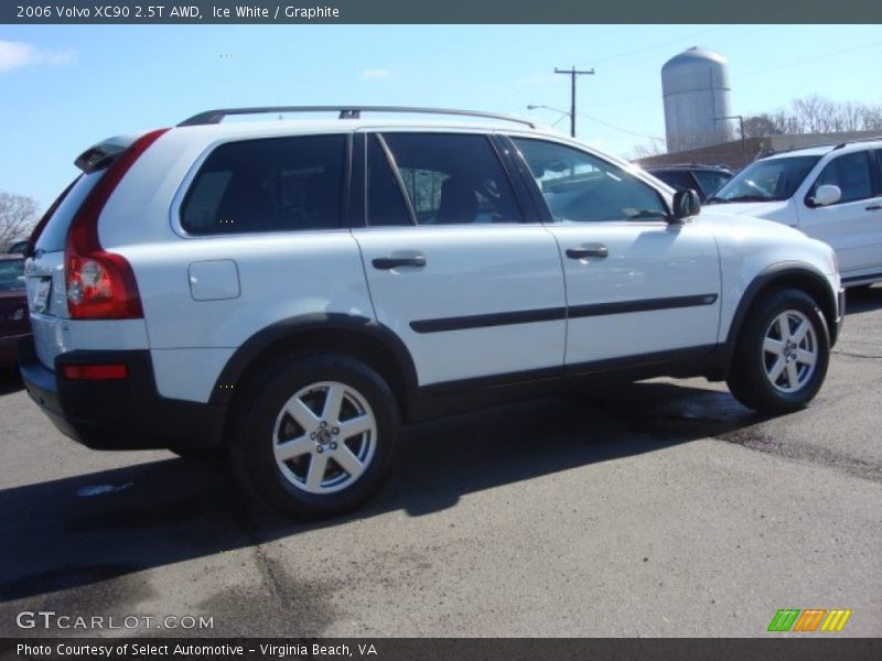 Ice White / Graphite 2006 Volvo XC90 2.5T AWD