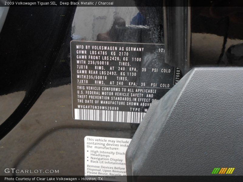 Deep Black Metallic / Charcoal 2009 Volkswagen Tiguan SEL