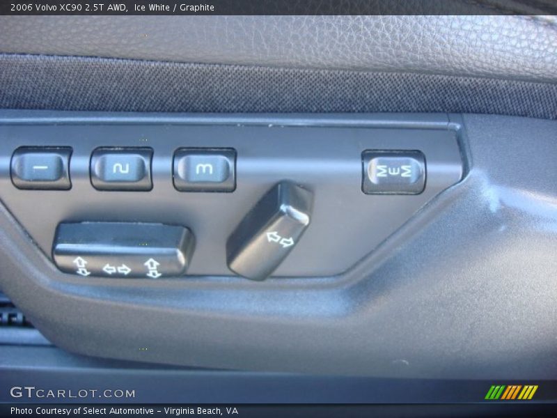 Ice White / Graphite 2006 Volvo XC90 2.5T AWD