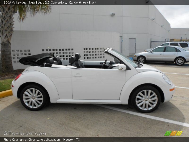 Candy White / Black 2009 Volkswagen New Beetle 2.5 Convertible