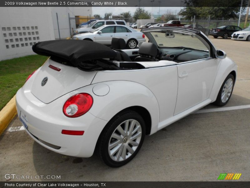 Candy White / Black 2009 Volkswagen New Beetle 2.5 Convertible