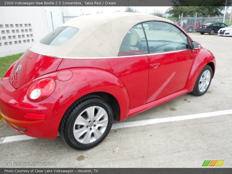 Salsa Red / Cream 2009 Volkswagen New Beetle 2.5 Convertible