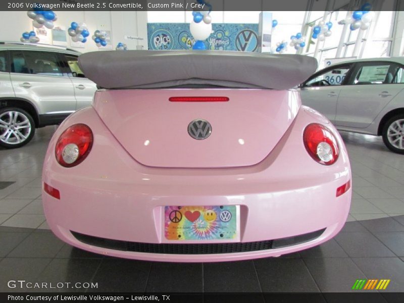 Custom Pink / Grey 2006 Volkswagen New Beetle 2.5 Convertible