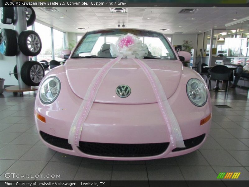 Custom Pink / Grey 2006 Volkswagen New Beetle 2.5 Convertible