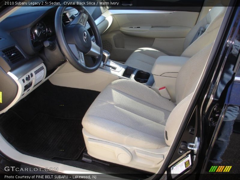 Crystal Black Silica / Warm Ivory 2010 Subaru Legacy 2.5i Sedan