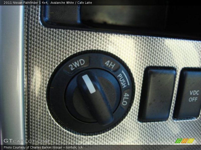 Avalanche White / Cafe Latte 2011 Nissan Pathfinder S 4x4