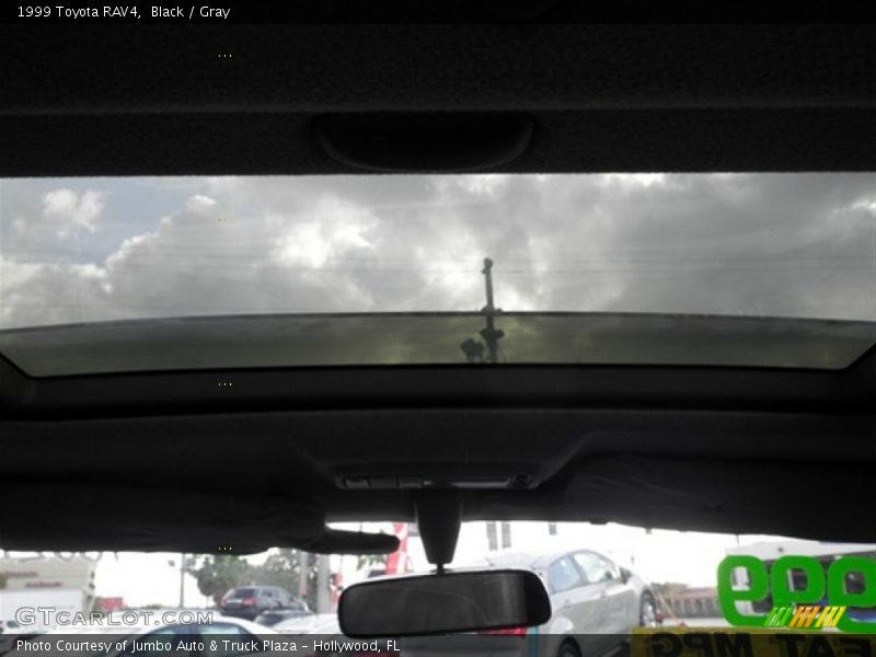 Black / Gray 1999 Toyota RAV4