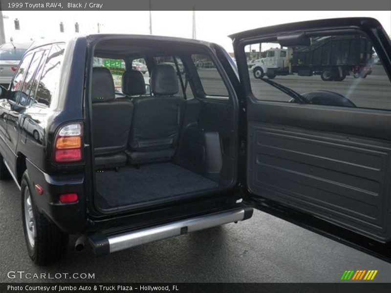 Black / Gray 1999 Toyota RAV4