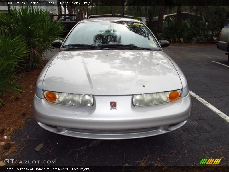 Light Silver / Gray 2000 Saturn S Series SL2 Sedan