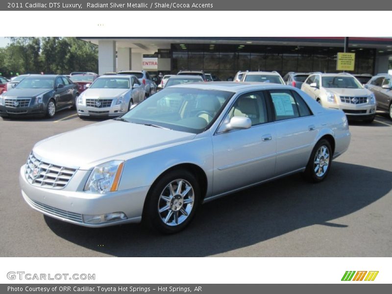 Radiant Silver Metallic / Shale/Cocoa Accents 2011 Cadillac DTS Luxury