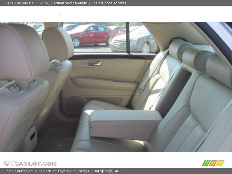 Radiant Silver Metallic / Shale/Cocoa Accents 2011 Cadillac DTS Luxury