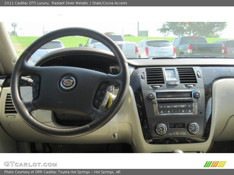 Radiant Silver Metallic / Shale/Cocoa Accents 2011 Cadillac DTS Luxury