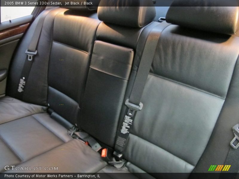 Jet Black / Black 2005 BMW 3 Series 330xi Sedan