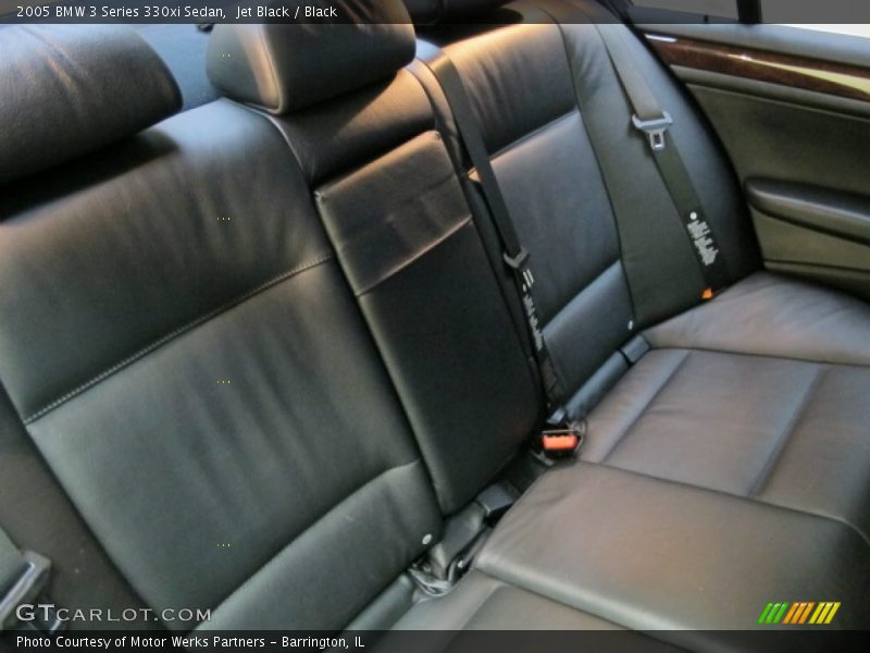 Jet Black / Black 2005 BMW 3 Series 330xi Sedan