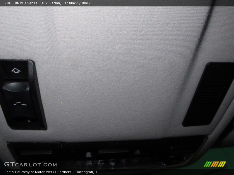 Jet Black / Black 2005 BMW 3 Series 330xi Sedan