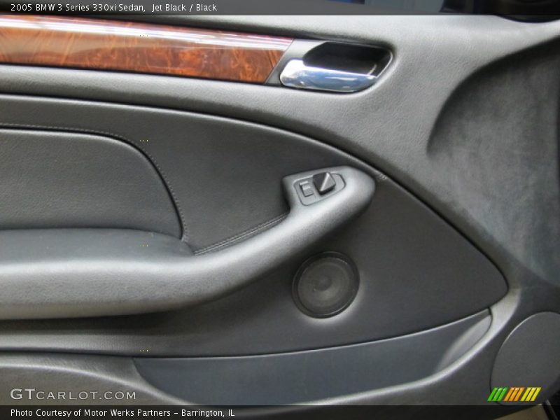Jet Black / Black 2005 BMW 3 Series 330xi Sedan