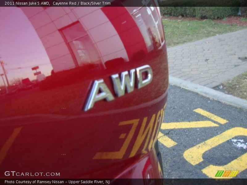 Cayenne Red / Black/Silver Trim 2011 Nissan Juke S AWD