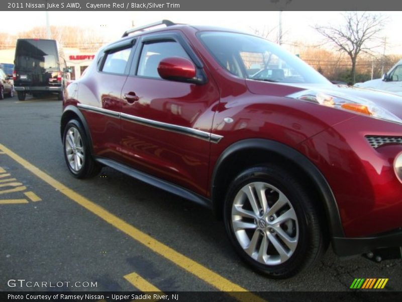Cayenne Red / Black/Silver Trim 2011 Nissan Juke S AWD