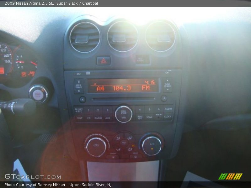 Super Black / Charcoal 2009 Nissan Altima 2.5 SL