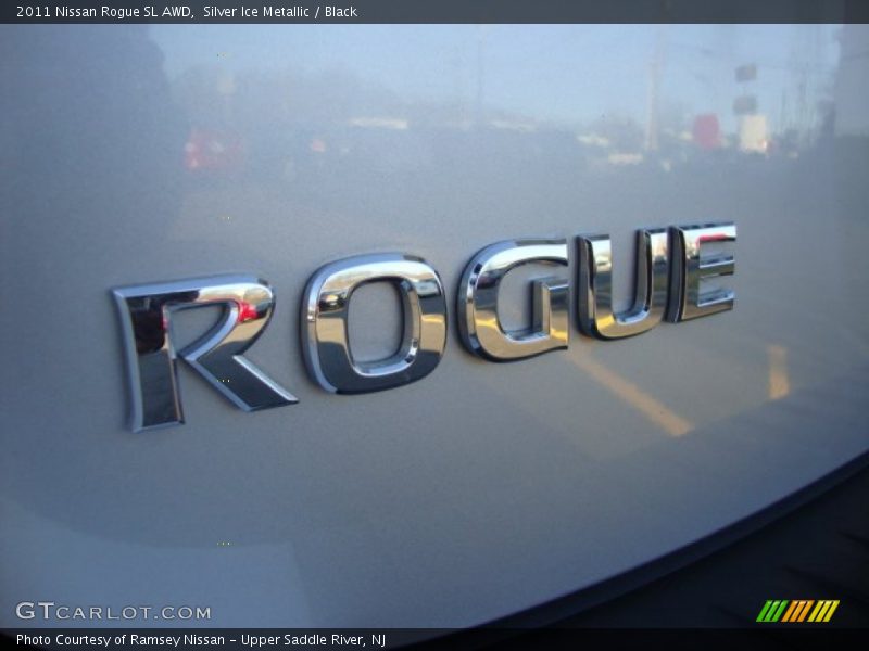 Silver Ice Metallic / Black 2011 Nissan Rogue SL AWD
