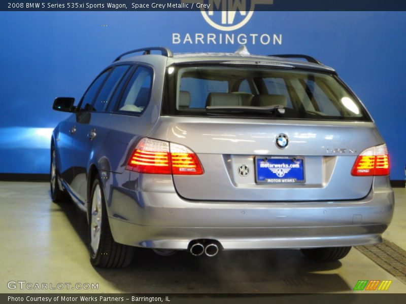 Space Grey Metallic / Grey 2008 BMW 5 Series 535xi Sports Wagon