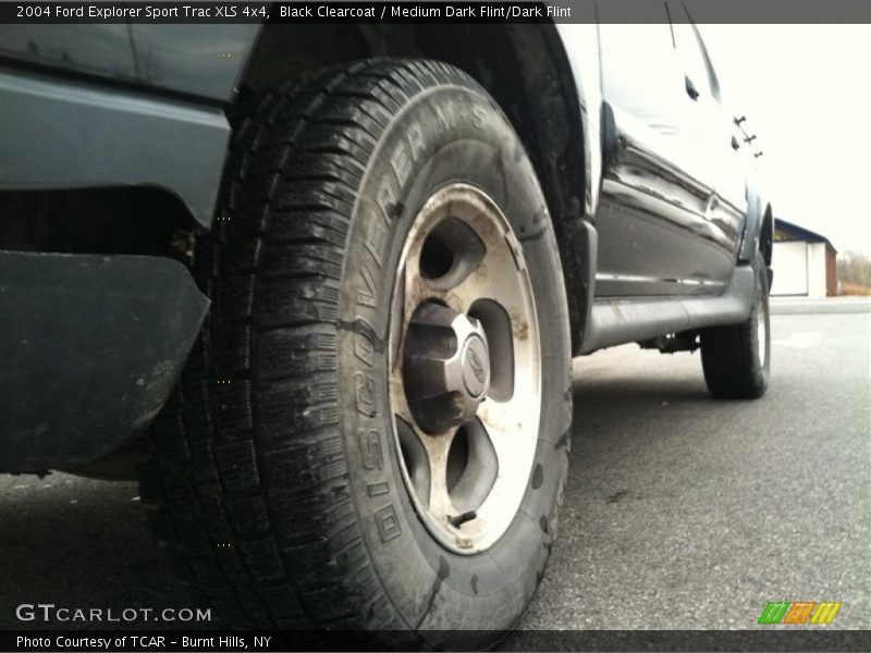 Black Clearcoat / Medium Dark Flint/Dark Flint 2004 Ford Explorer Sport Trac XLS 4x4
