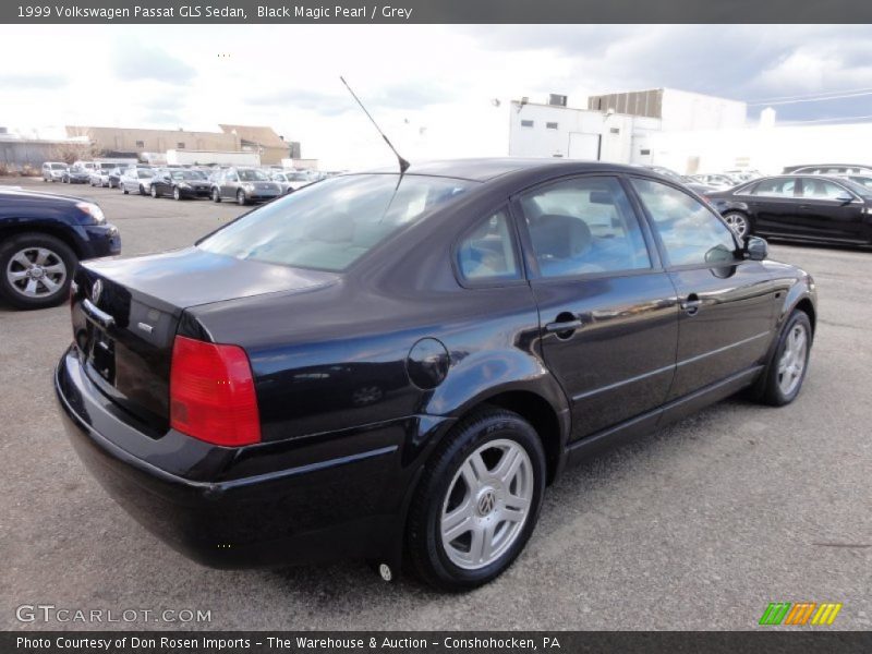 Black Magic Pearl / Grey 1999 Volkswagen Passat GLS Sedan