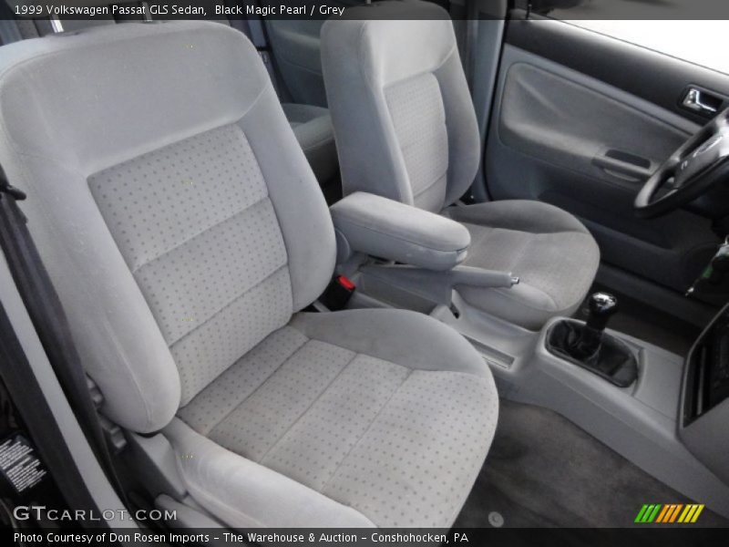 Black Magic Pearl / Grey 1999 Volkswagen Passat GLS Sedan
