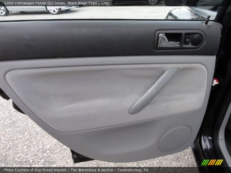 Black Magic Pearl / Grey 1999 Volkswagen Passat GLS Sedan
