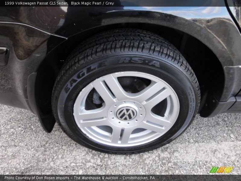 Black Magic Pearl / Grey 1999 Volkswagen Passat GLS Sedan