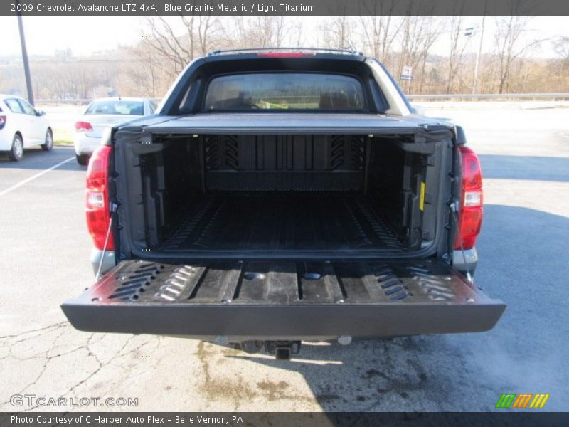 Blue Granite Metallic / Light Titanium 2009 Chevrolet Avalanche LTZ 4x4