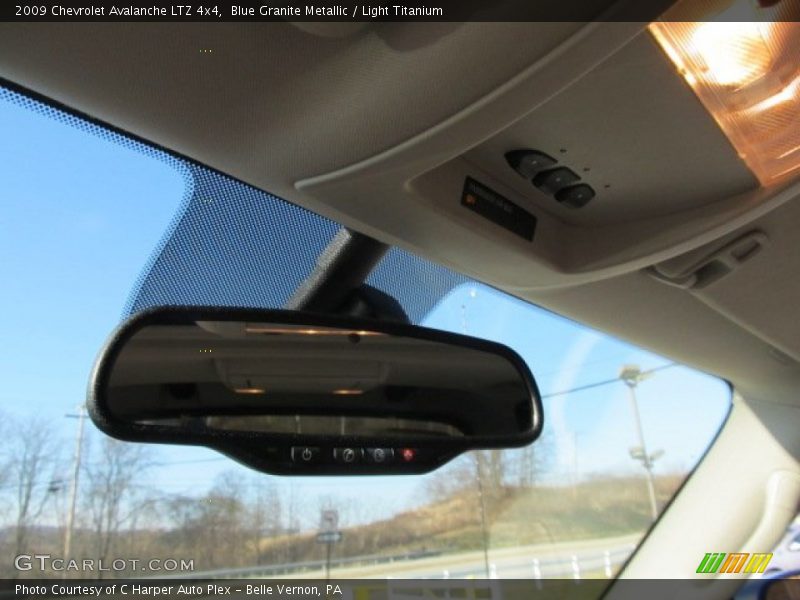 Blue Granite Metallic / Light Titanium 2009 Chevrolet Avalanche LTZ 4x4