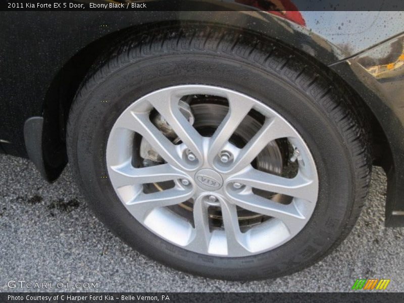 Ebony Black / Black 2011 Kia Forte EX 5 Door