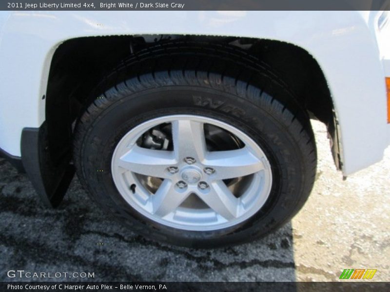Bright White / Dark Slate Gray 2011 Jeep Liberty Limited 4x4