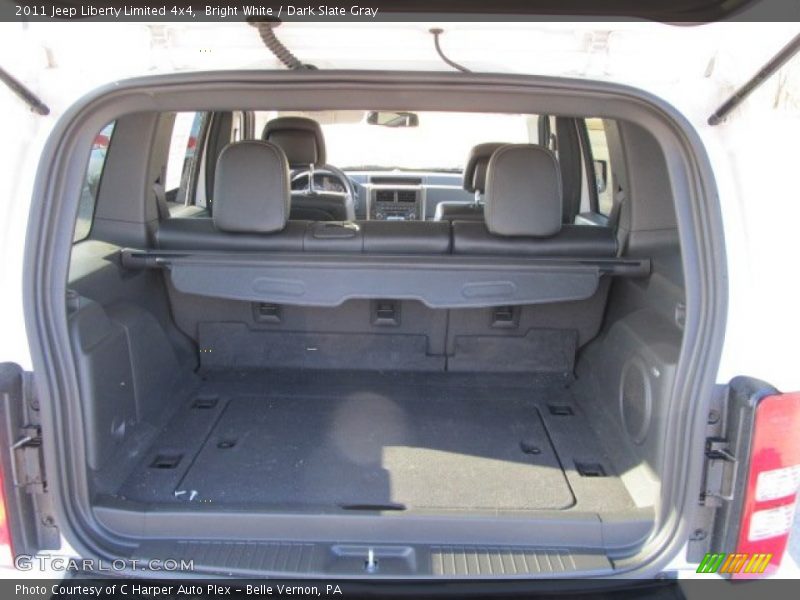 Bright White / Dark Slate Gray 2011 Jeep Liberty Limited 4x4
