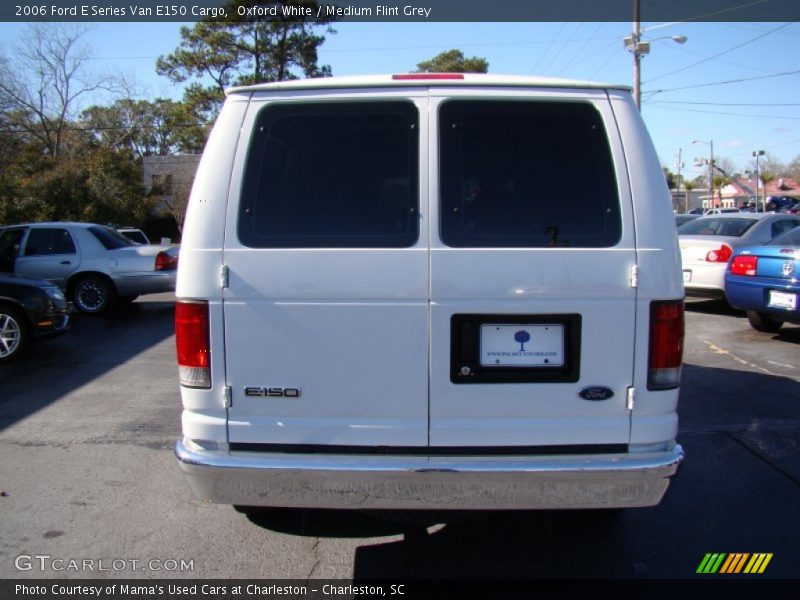 Oxford White / Medium Flint Grey 2006 Ford E Series Van E150 Cargo