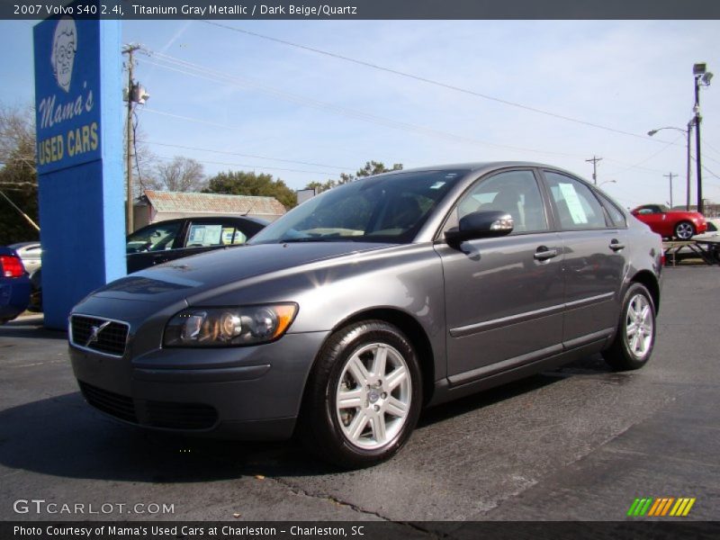Titanium Gray Metallic / Dark Beige/Quartz 2007 Volvo S40 2.4i