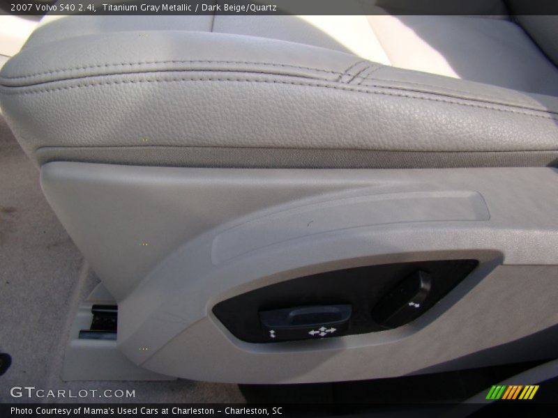 Titanium Gray Metallic / Dark Beige/Quartz 2007 Volvo S40 2.4i