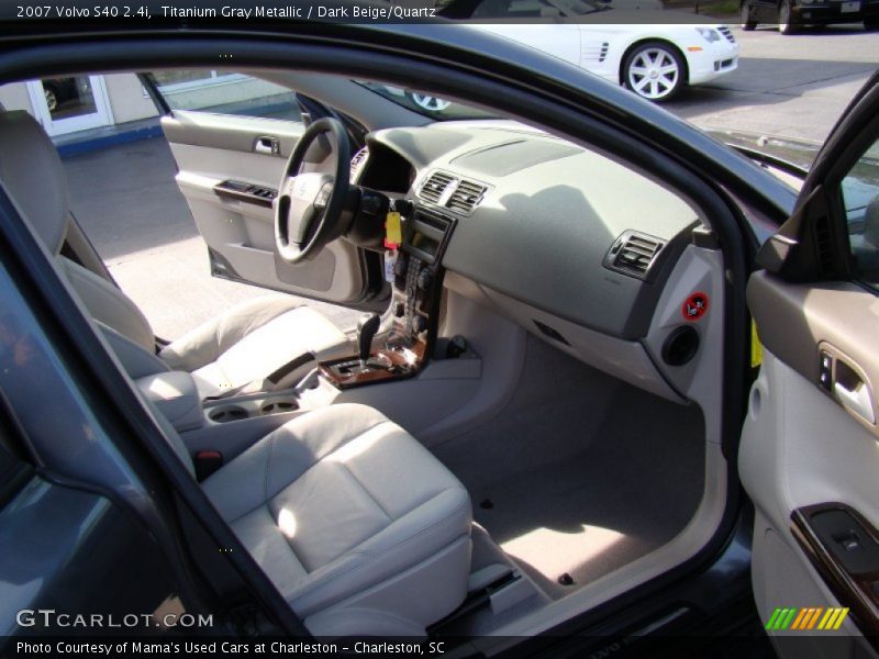 Titanium Gray Metallic / Dark Beige/Quartz 2007 Volvo S40 2.4i