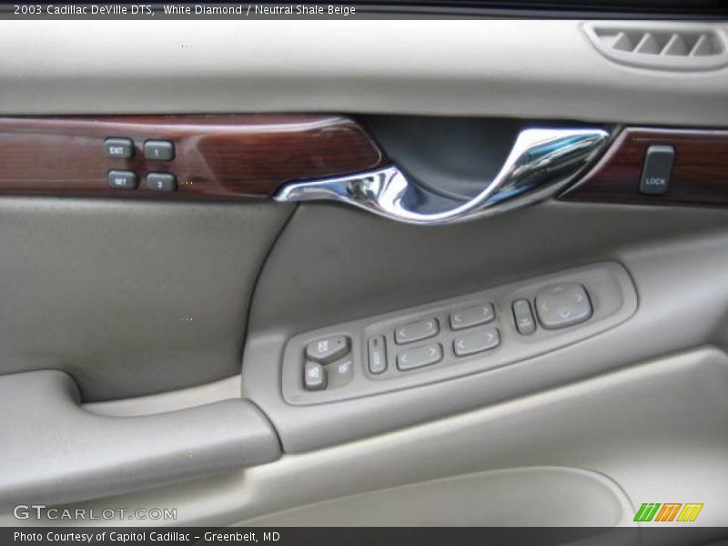 White Diamond / Neutral Shale Beige 2003 Cadillac DeVille DTS