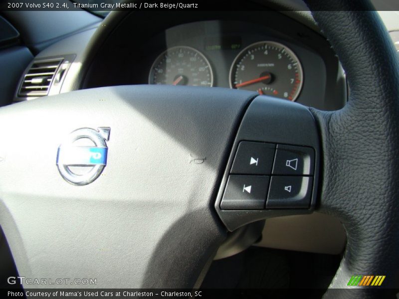 Titanium Gray Metallic / Dark Beige/Quartz 2007 Volvo S40 2.4i