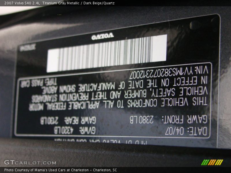Titanium Gray Metallic / Dark Beige/Quartz 2007 Volvo S40 2.4i